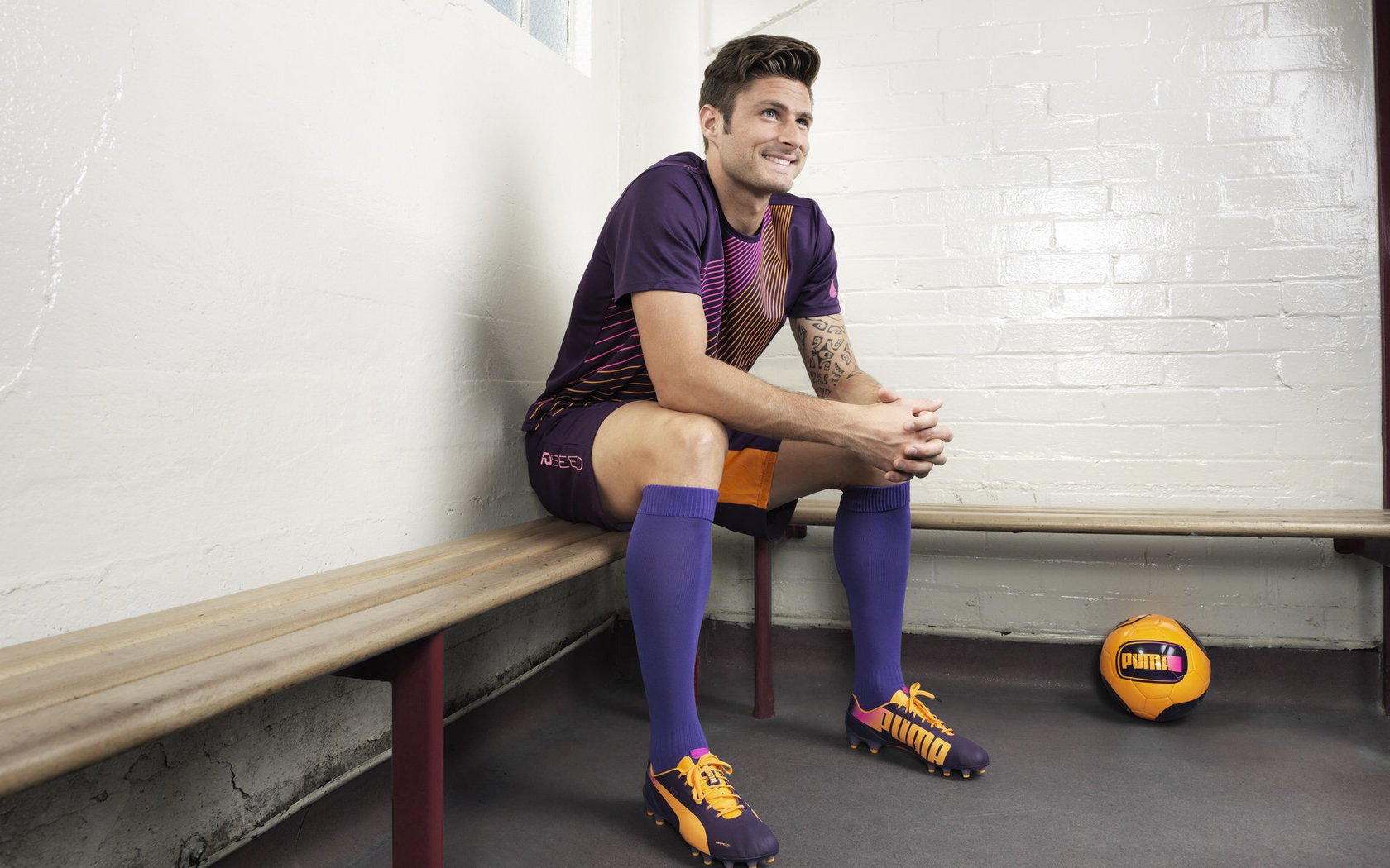 开云体育官方网站-球队主场改造完成，迎来首场揭幕战，各球队主场名称